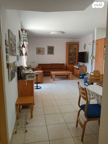 דירה, הרב יצחק נסים, חומת שמואל, הר חומה, ירושלים