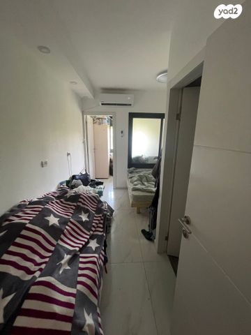 דירה, שדרות אליהו גולומב 17, הדר עליון, חיפה