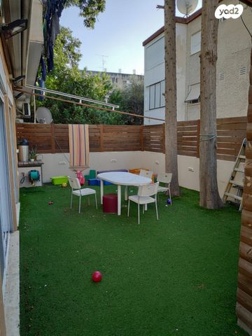 דירת גן, שדרות וייצמן, ביאליק דרום, קרית ביאליק