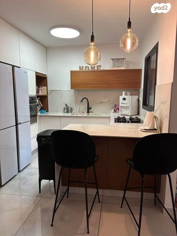 דירת גן, הזמיר, נהריה