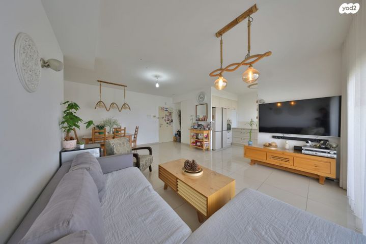 דירה, סלעית 19, גבעת אלונים, קרית אתא