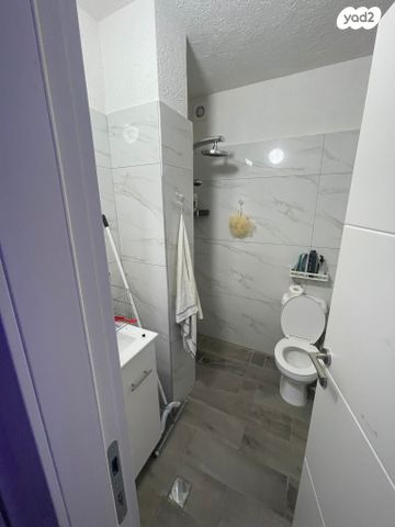 דירה, שדרות אליהו גולומב 17, הדר עליון, חיפה