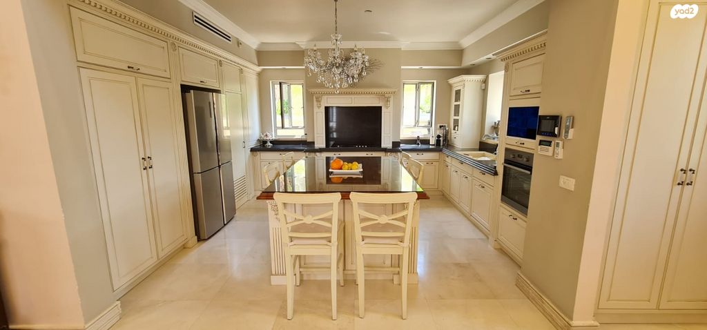 בית פרטי/ קוטג', מרכז העיר, קרית אתא