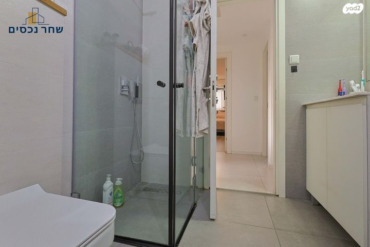 דירה, ראשונים, כפר סבא