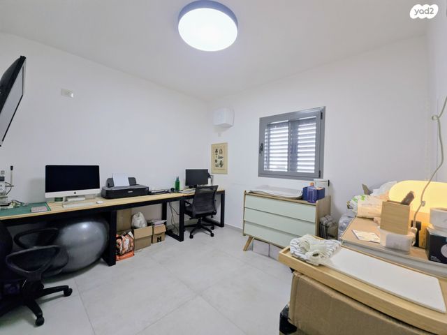 דירה, רעננה