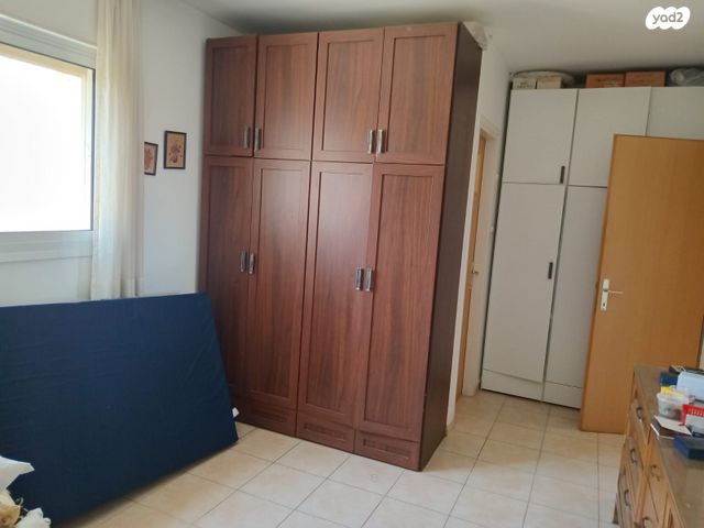 דירה, הרב יצחק נסים, חומת שמואל, הר חומה, ירושלים