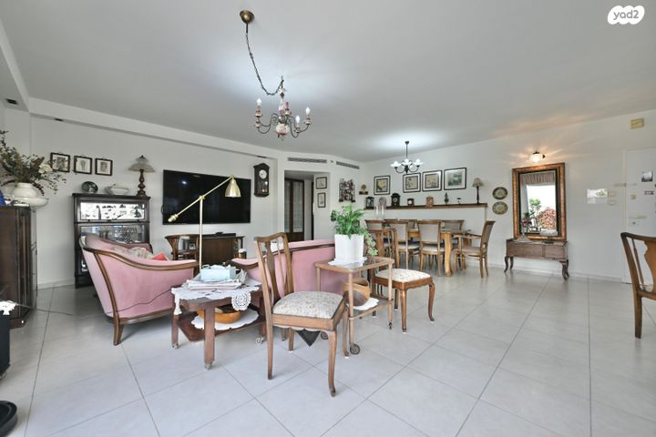 גג/ פנטהאוז, הנגיד, נאות שקמה, ראשון לציון