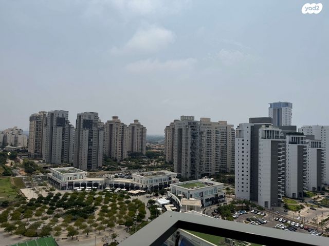 דירה, אריק לביא 18, עיר ימים, נתניה