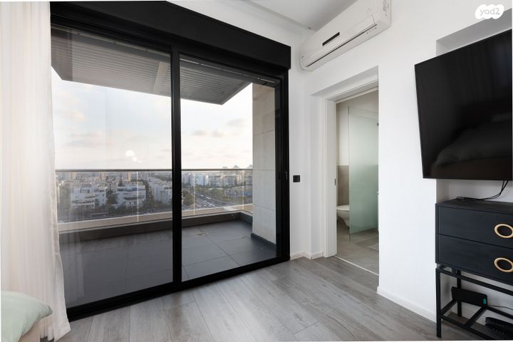 גג/ פנטהאוז, קרית הלאום, ראשון לציון