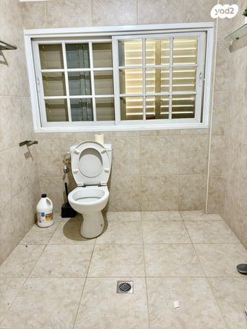 בית פרטי/ קוטג', זלמן שז"ר, נווה חוף, ראשון לציון