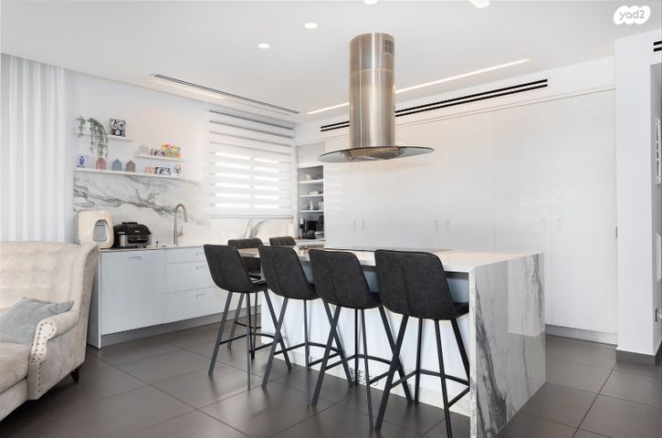 גג/ פנטהאוז, קרית הלאום, ראשון לציון