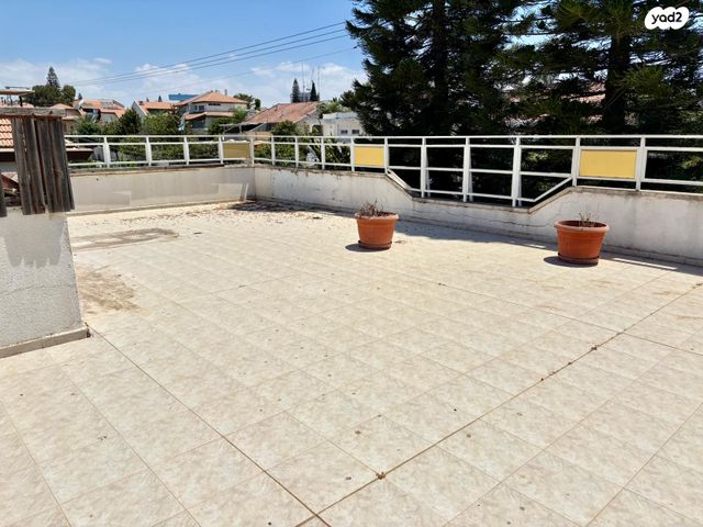 בית פרטי/ קוטג', זלמן שז"ר, נווה חוף, ראשון לציון