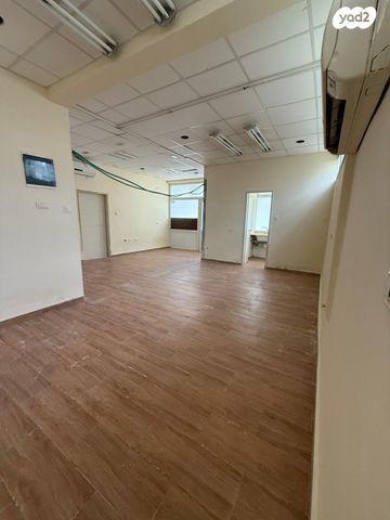 חנויות/ שטח מסחרי, נהריה