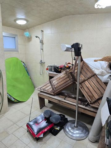 קליניקות, רינתיה