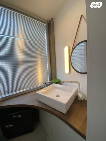 קליניקות, שלום עליכם 13, תל אביב יפו