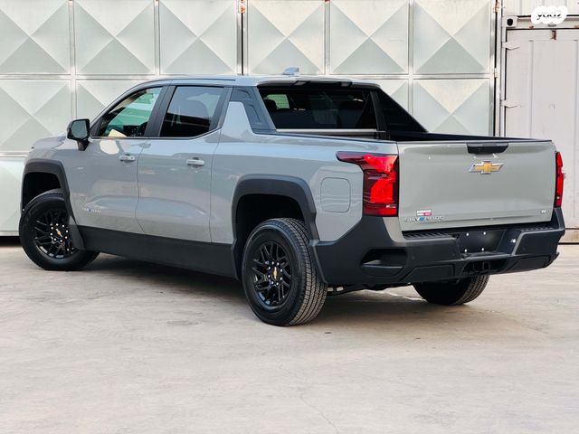 שברולט סילברדו EV