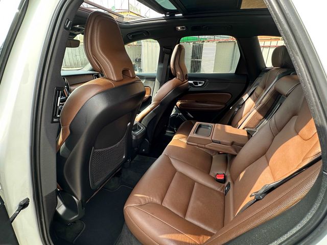 מודעת רכב וולוו XC60