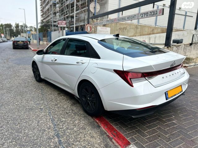 יונדאי אלנטרה