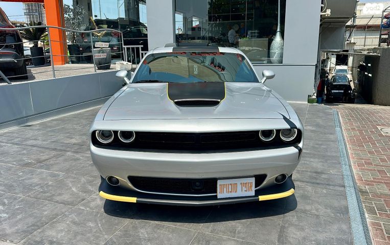 דודג' צ'לנג'ר