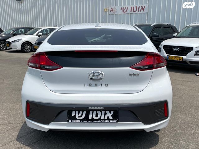 יונדאי איוניק