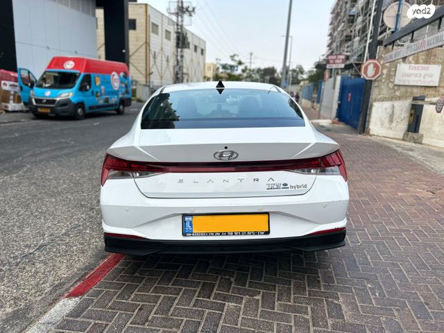 יונדאי אלנטרה