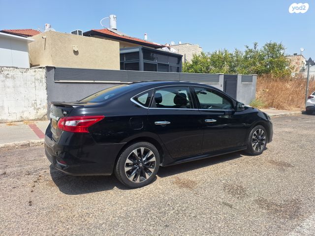 ניסאן סנטרה