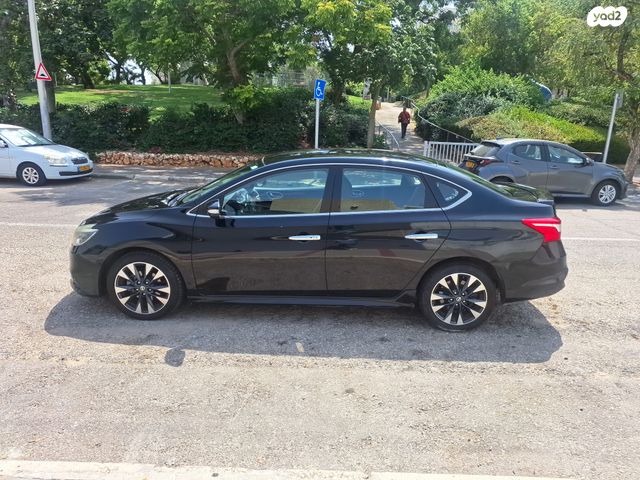 ניסאן סנטרה