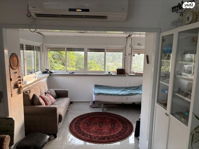 דירת גן, מבוא לבונה 3, עין חמד (י"א), מבשרת ציון