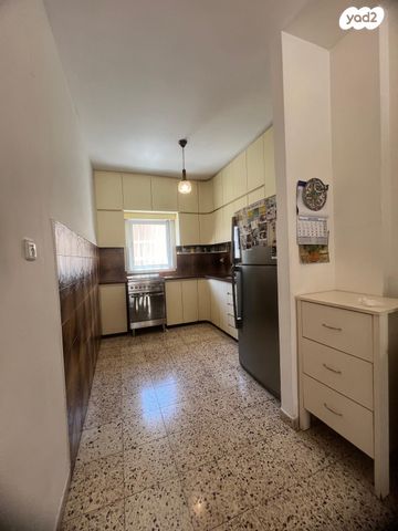 דירה, אבן גבירול 10, גרין ועם, חולון