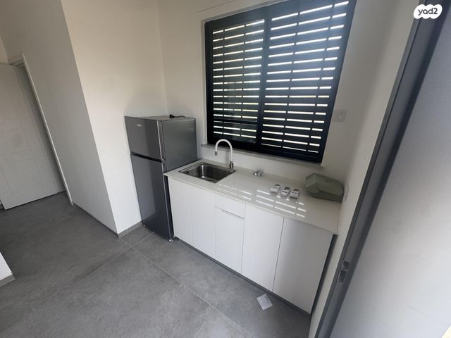 יחידת דיור, ברק, ברק, ברק