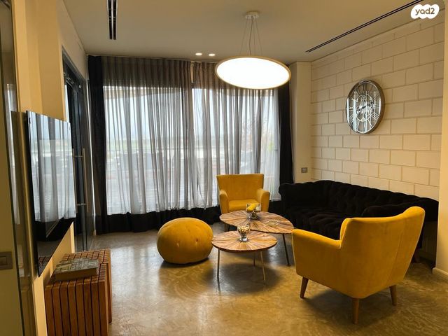 דרך בן צבי 84