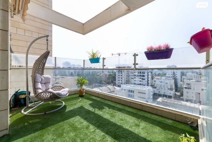 דירה, הנשיא הראשון 52, א' / צפון מזרח העיר, רחובות