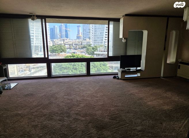 דירה, ה' באייר, הצפון החדש - כיכר המדינה, תל אביב יפו