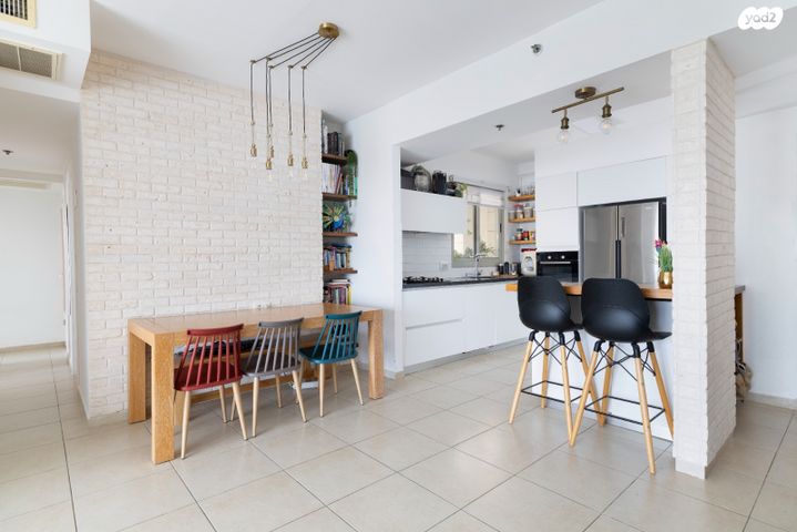 דירה, הנשיא הראשון 52, א' / צפון מזרח העיר, רחובות