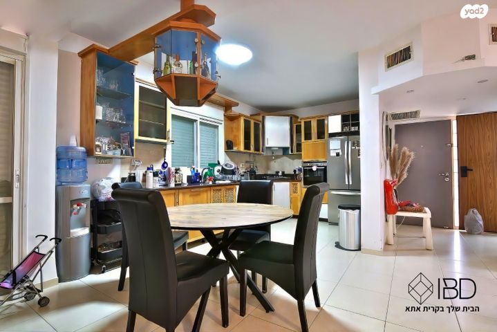 בית פרטי/ קוטג', קרית אתא