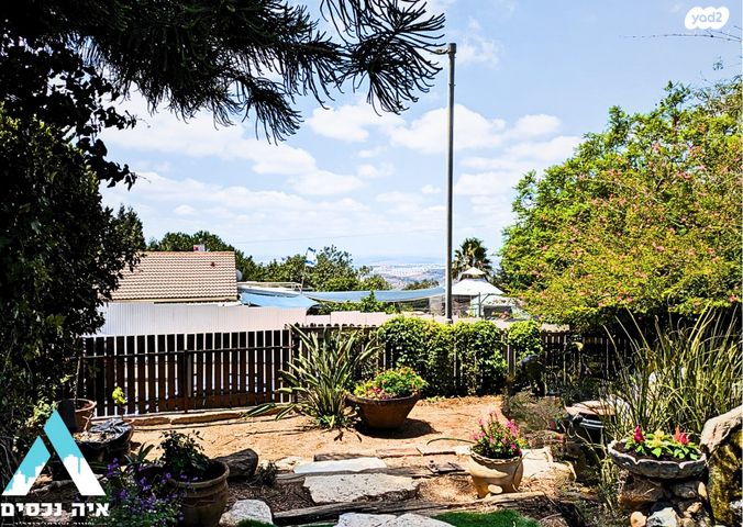 דו משפחתי, קציר