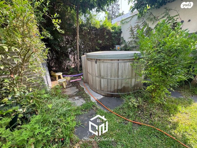 דו משפחתי, רמת חן, רמת גן