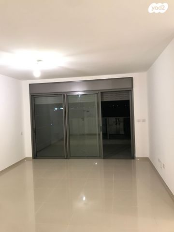 דירה, שדרות עמק חפר, שקמים ואגמים, אשקלון