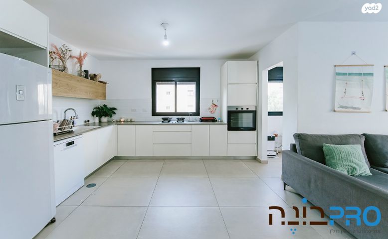 דירה, יהודה הלוי, רמב"ם, ראשון לציון