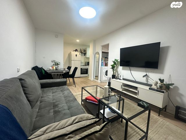 דירה, כורזים 6, נווה שרת, תל אביב יפו