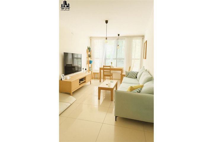 דירה, הגיבור האלמוני 20, יד אליהו, תל אביב יפו