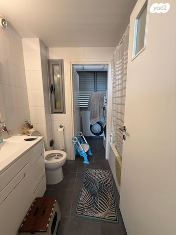 דירה, מורדי הגטאות, שכונת גפן, רמת גן