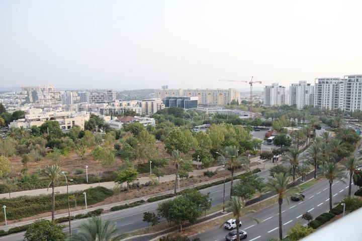 דירה, אלישע הנביא, מודיעין מכבים רעות