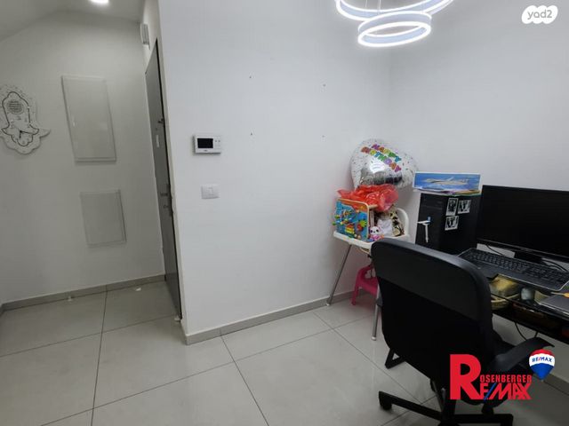 דופלקס, אפעל 2, שיכון ותיקים, חולון