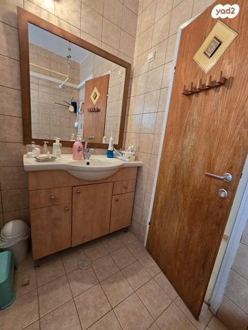 דו משפחתי, ערד