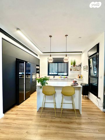 גג/ פנטהאוז, נופים, מודיעין מכבים רעות