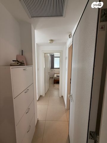 דירה, מורדי הגטאות, שכונת גפן, רמת גן