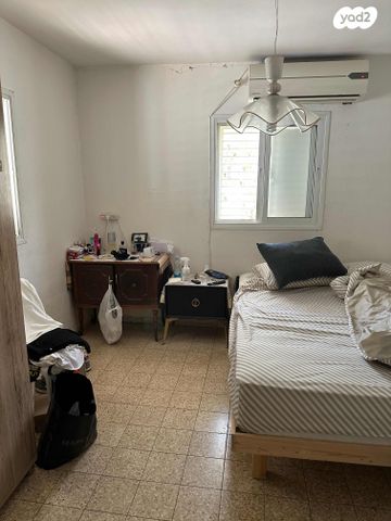 דו משפחתי, אופקים