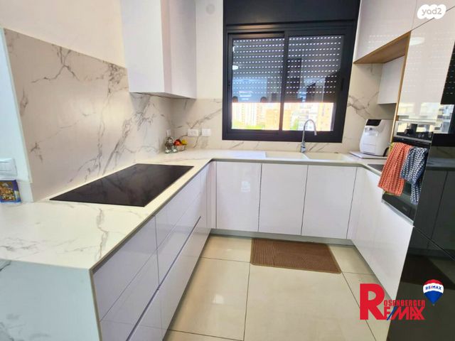 דופלקס, אפעל 2, שיכון ותיקים, חולון