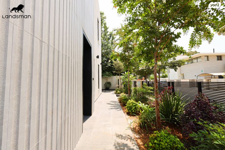 בית פרטי/ קוטג', אלוף יצחק חופי, שיכון צנחנים, רמת גן